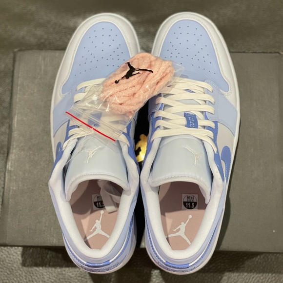 ❌SOLD❌ AIR JORDAN 1 SE - POLAR GHOST - Picture 5 of 7